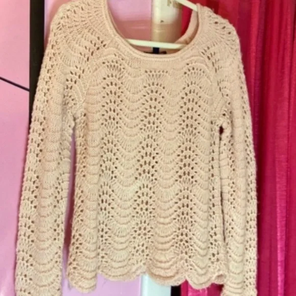 Clearance American Eagle Thick Fuzzy Crochet Pullover Soft Sweater Women’s Small - Picture 4 of 4